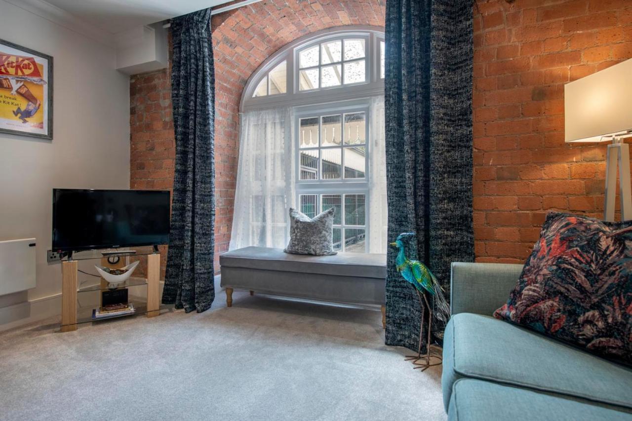 Apartment Chocolets - The Kitkat York